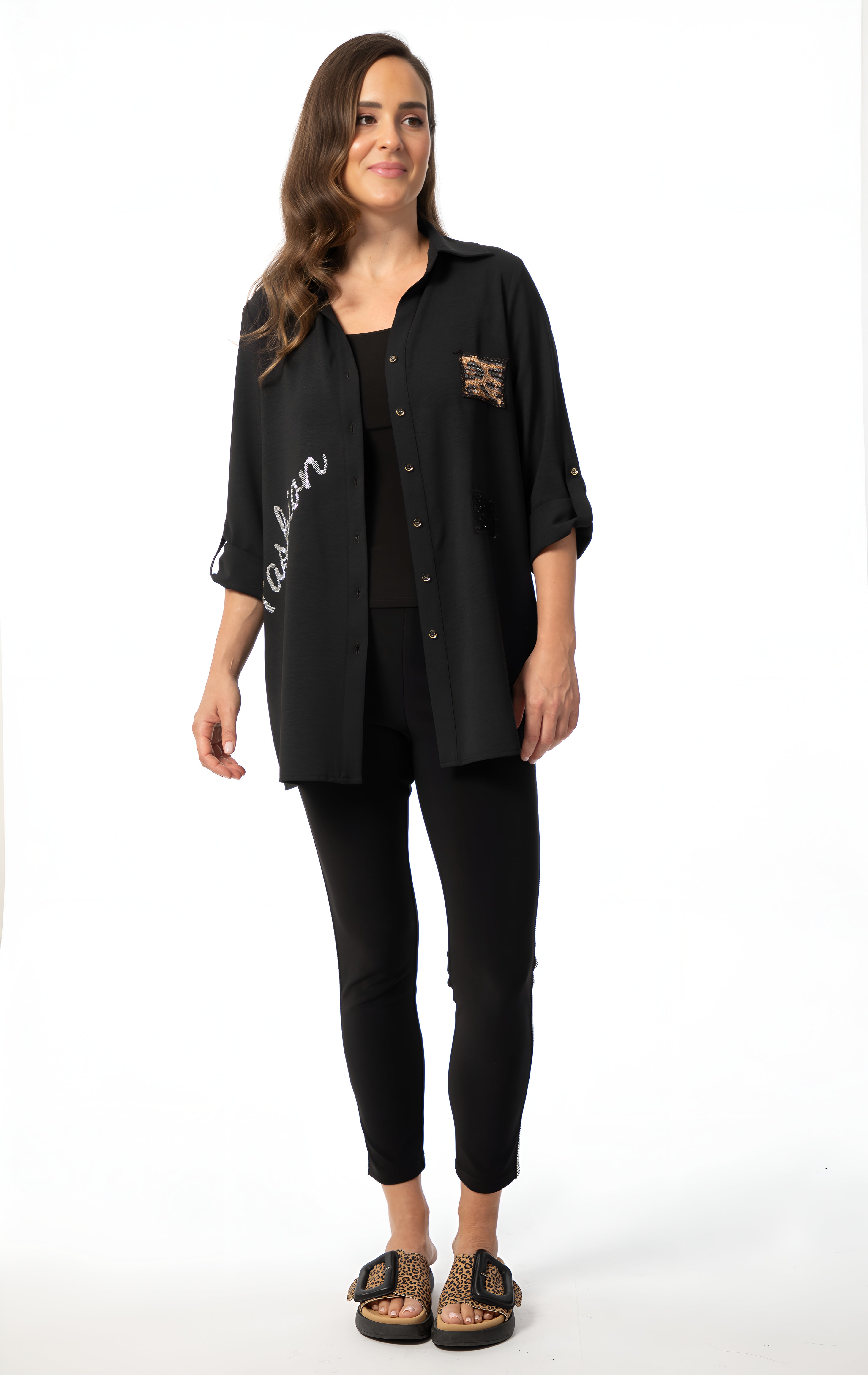 Blouse boutonnée noire Bali à motif.